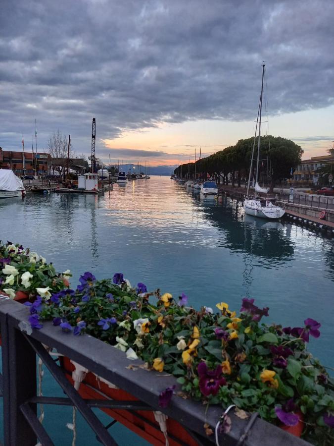 Il Nido Della Civetta Sirmione Exterior foto